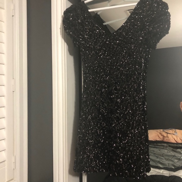 Beaded black dress - Picture 4 of 4